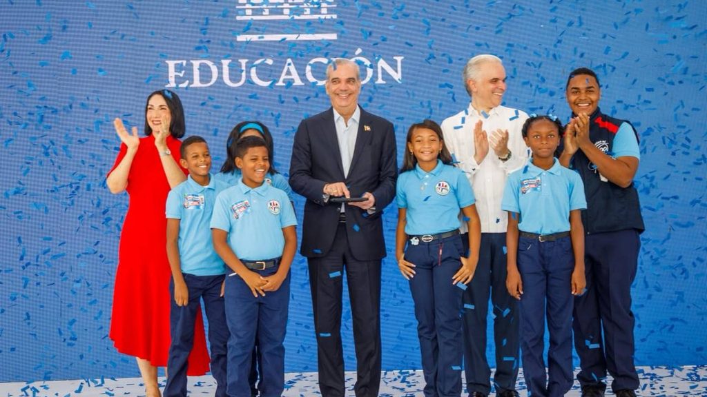 Arranca el año escolar 2026-2027 con casi 2.7 millones de estudiantes convocados